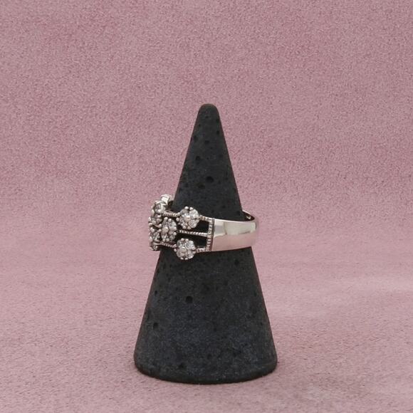 sterling silver cz clusters band ring size 6 - Picture 2 of 3